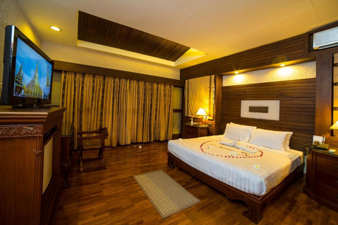 Sunny Paradise Resort Ngwesaung Exteriör bild