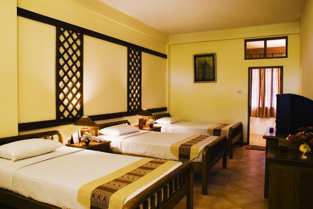 Sunny Paradise Resort Ngwesaung Exteriör bild