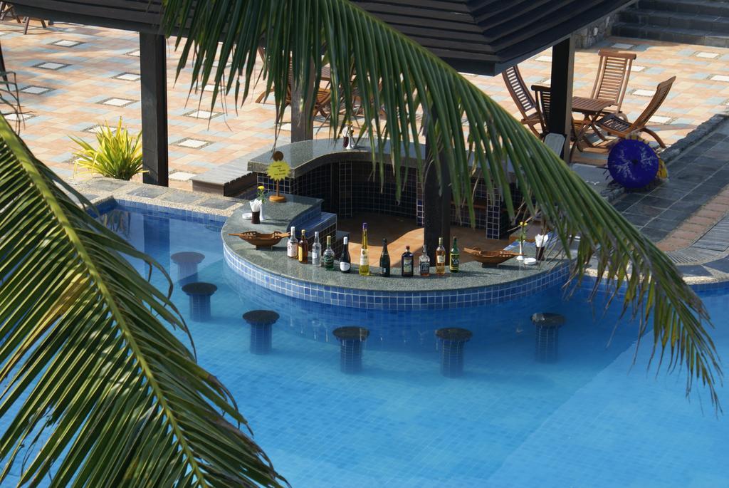 Sunny Paradise Resort Ngwesaung Exteriör bild